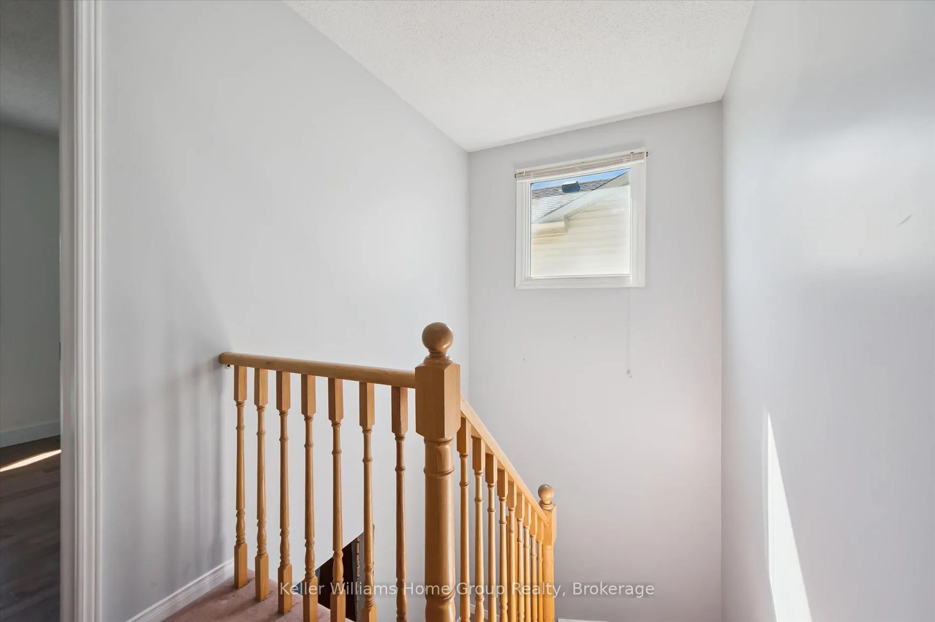 Photo 26 of 653 Holman Crescent, Centre Wellington, Fergus — HOMEH