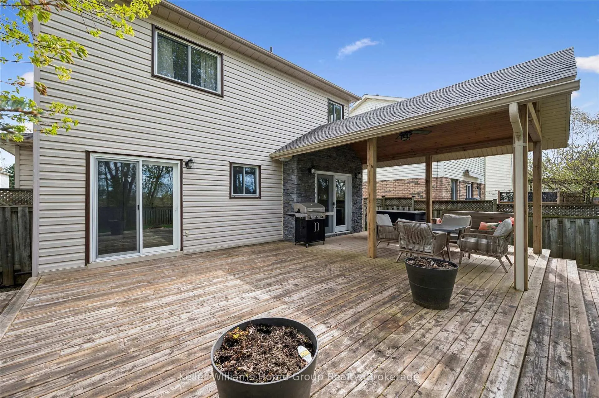 Photo 41 of 653 Holman Crescent, Centre Wellington, Fergus — HOMEH