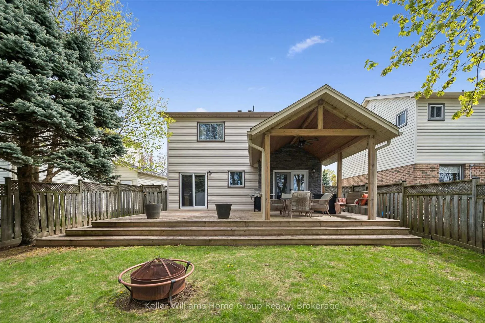 Photo 42 of 653 Holman Crescent, Centre Wellington, Fergus — HOMEH