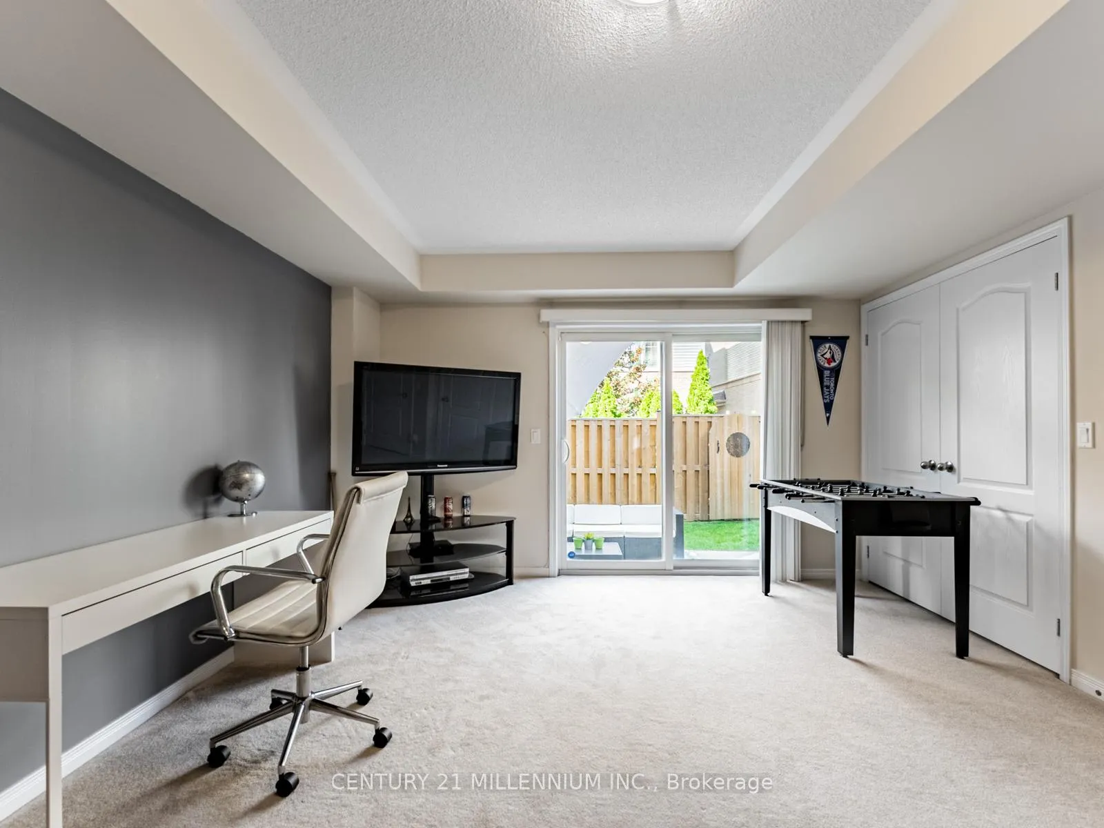 Photo 32 of 111 Cedar Lake Crescent, Brampton, Bram West — HOMEH