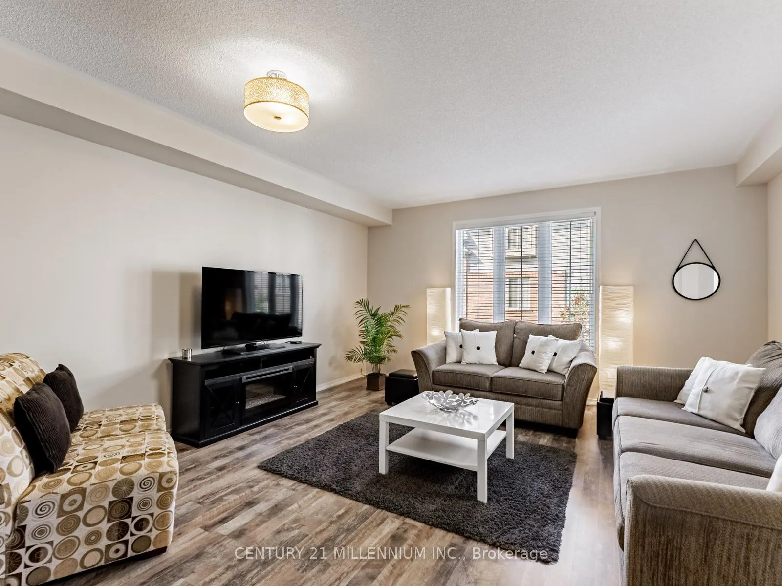Photo 6 of 111 Cedar Lake Crescent, Brampton, Bram West — HOMEH