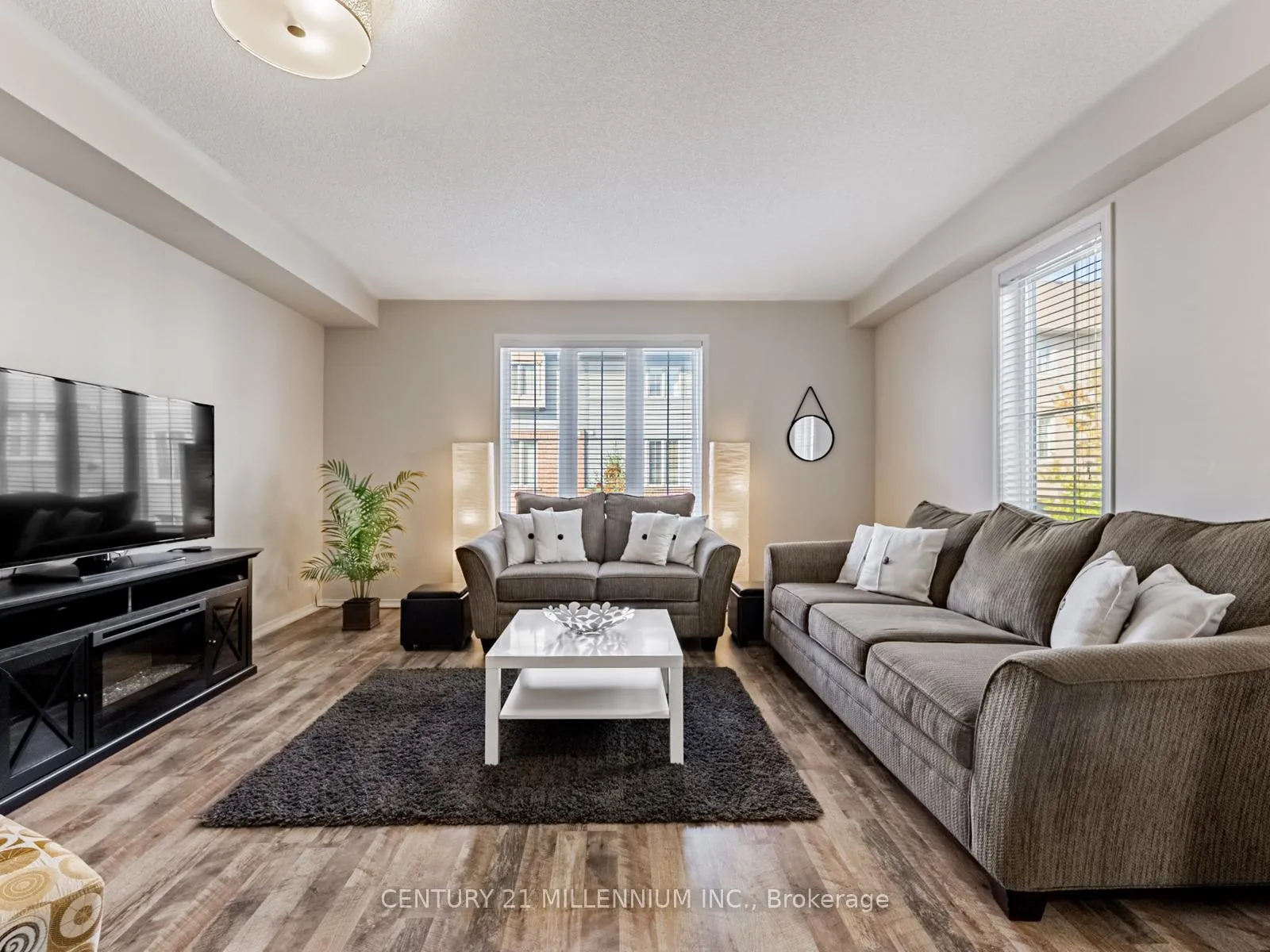 Photo 7 of 111 Cedar Lake Crescent, Brampton, Bram West — HOMEH
