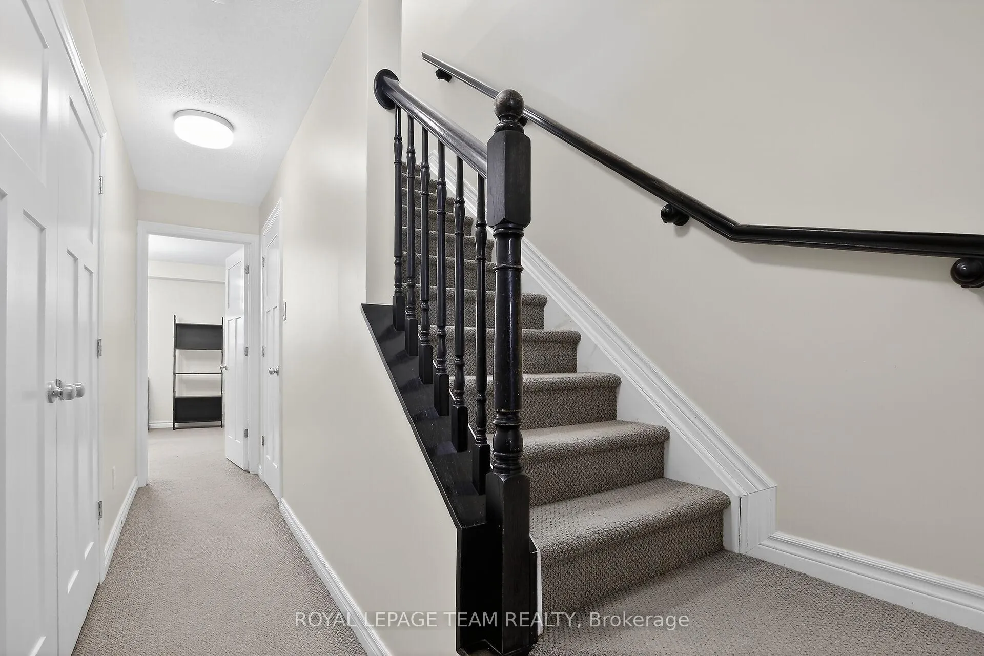 Photo 15 of 627B Chapman Mills Drive, Ottawa, Barrhaven - Strandherd — HOMEH