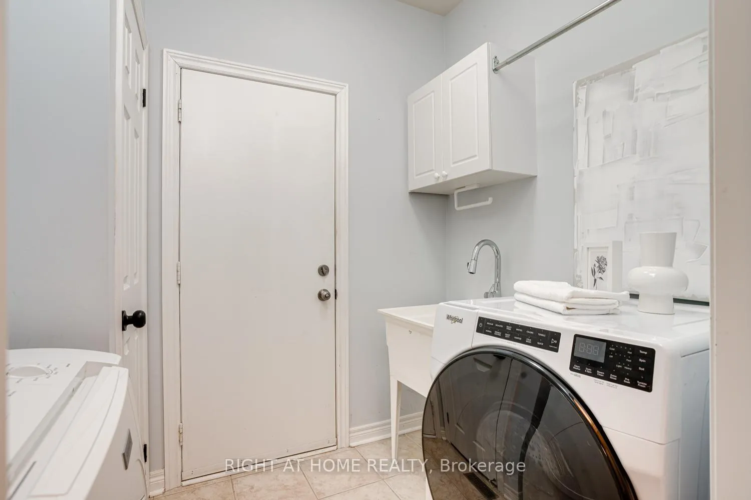 Photo 17 of 191 Roseborough Drive, Scugog, Port Perry — HOMEH
