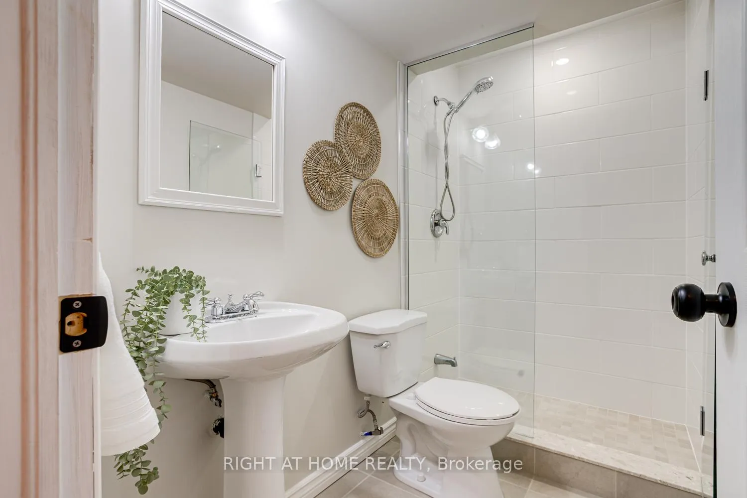 Photo 31 of 191 Roseborough Drive, Scugog, Port Perry — HOMEH