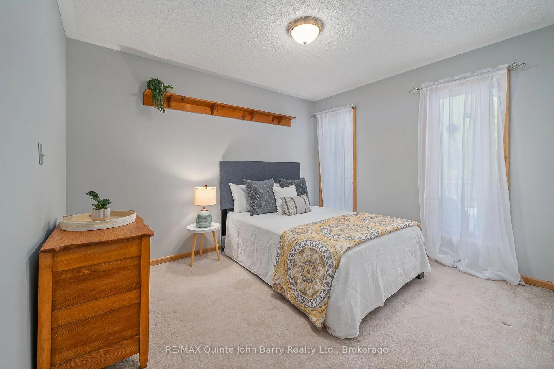 Photo 17 of 331 Drewery Street, Brighton, Rural Brighton — HOMEH