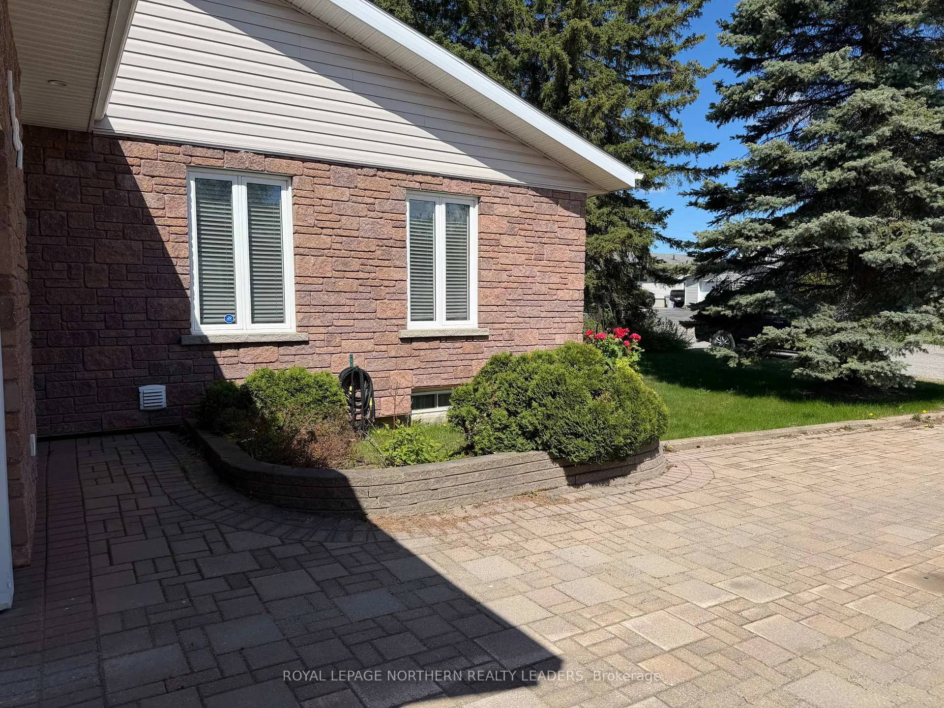 Photo 5 of 1387 Chenier Avenue, Timmins, MTJ - Main Area — HOMEH