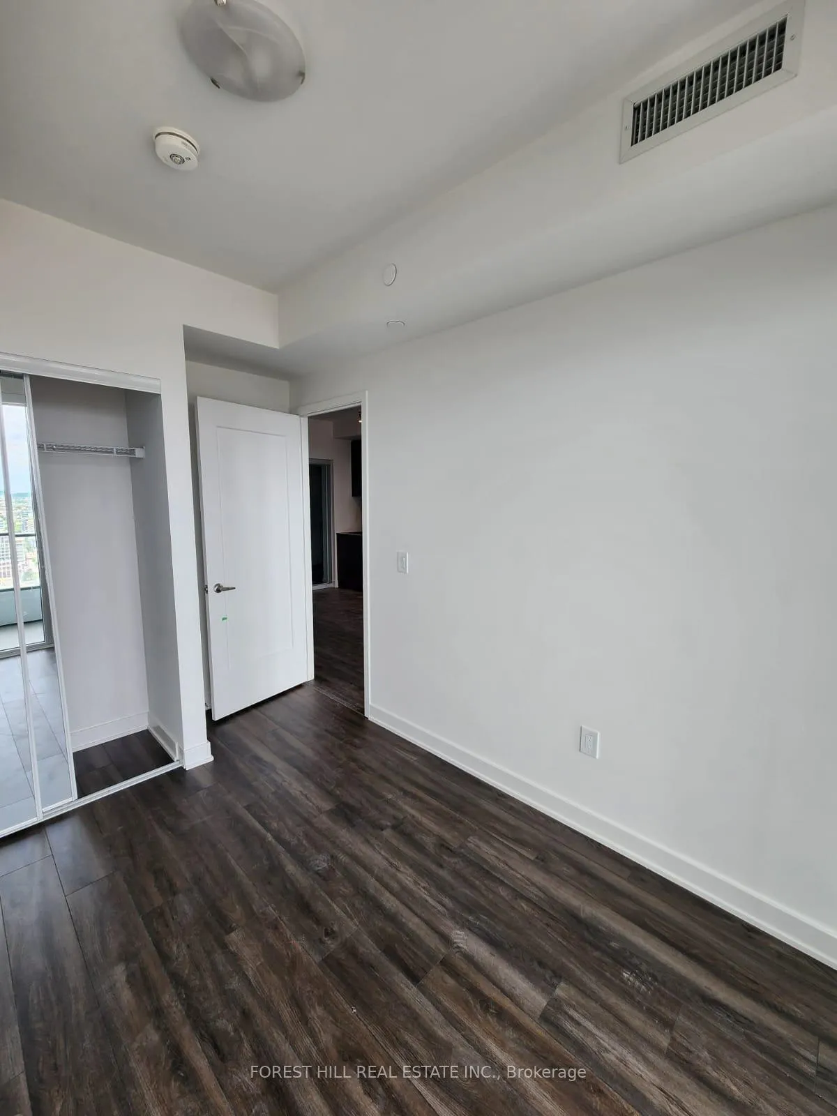 Photo 4 of Unit 2606 E, 70 Princess Street E, Toronto, Waterfront Communities — HOMEH