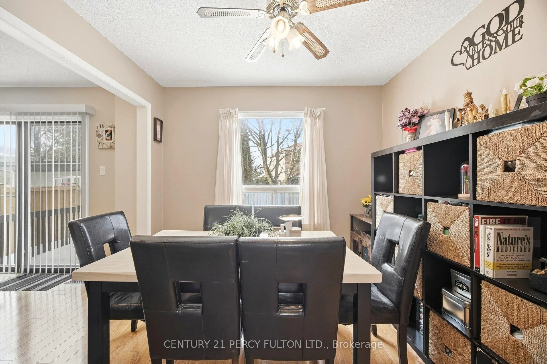 Photo 7 of 58 Marshall Crescent, Ajax, Central West — HOMEH