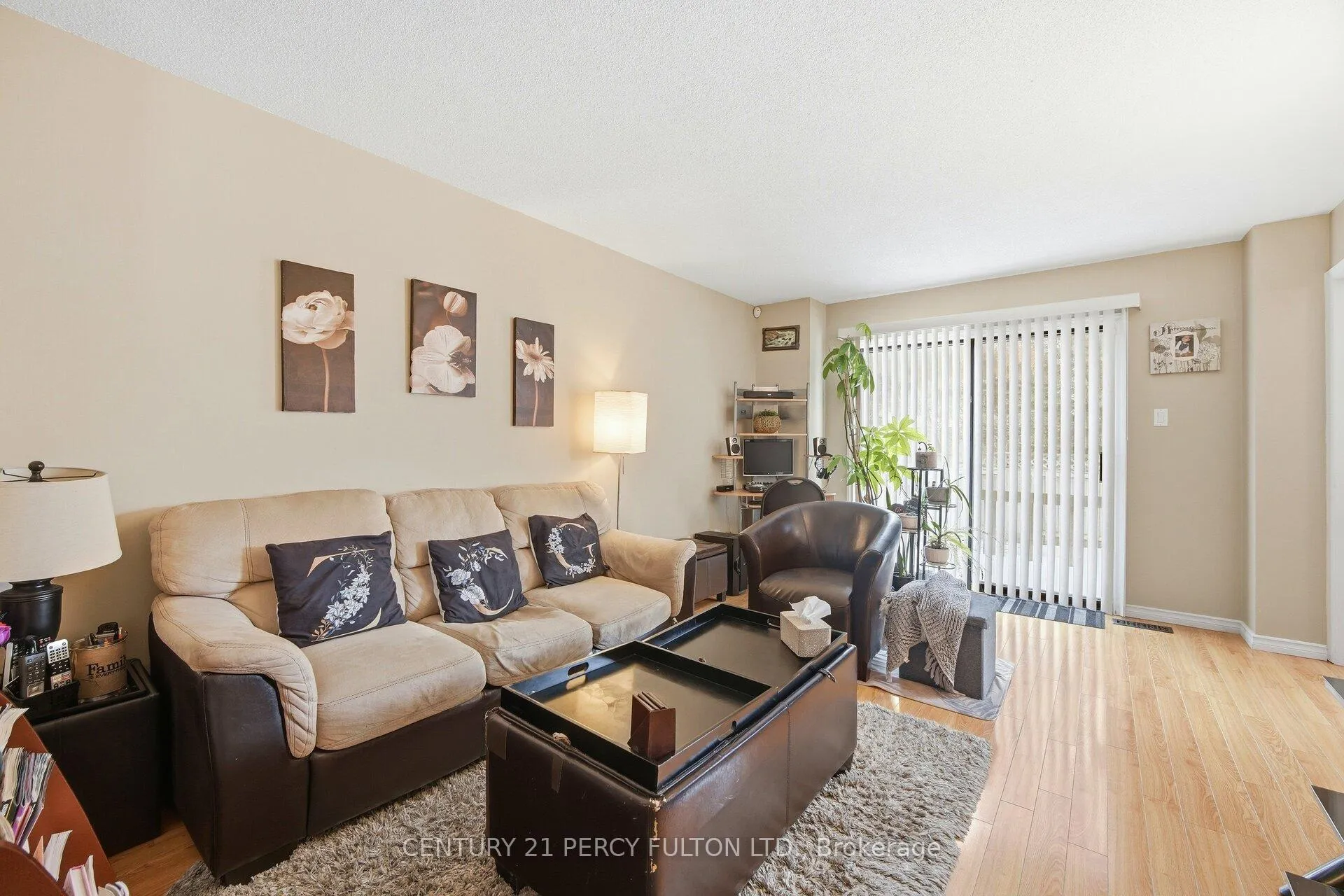 Photo 12 of 58 Marshall Crescent, Ajax, Central West — HOMEH