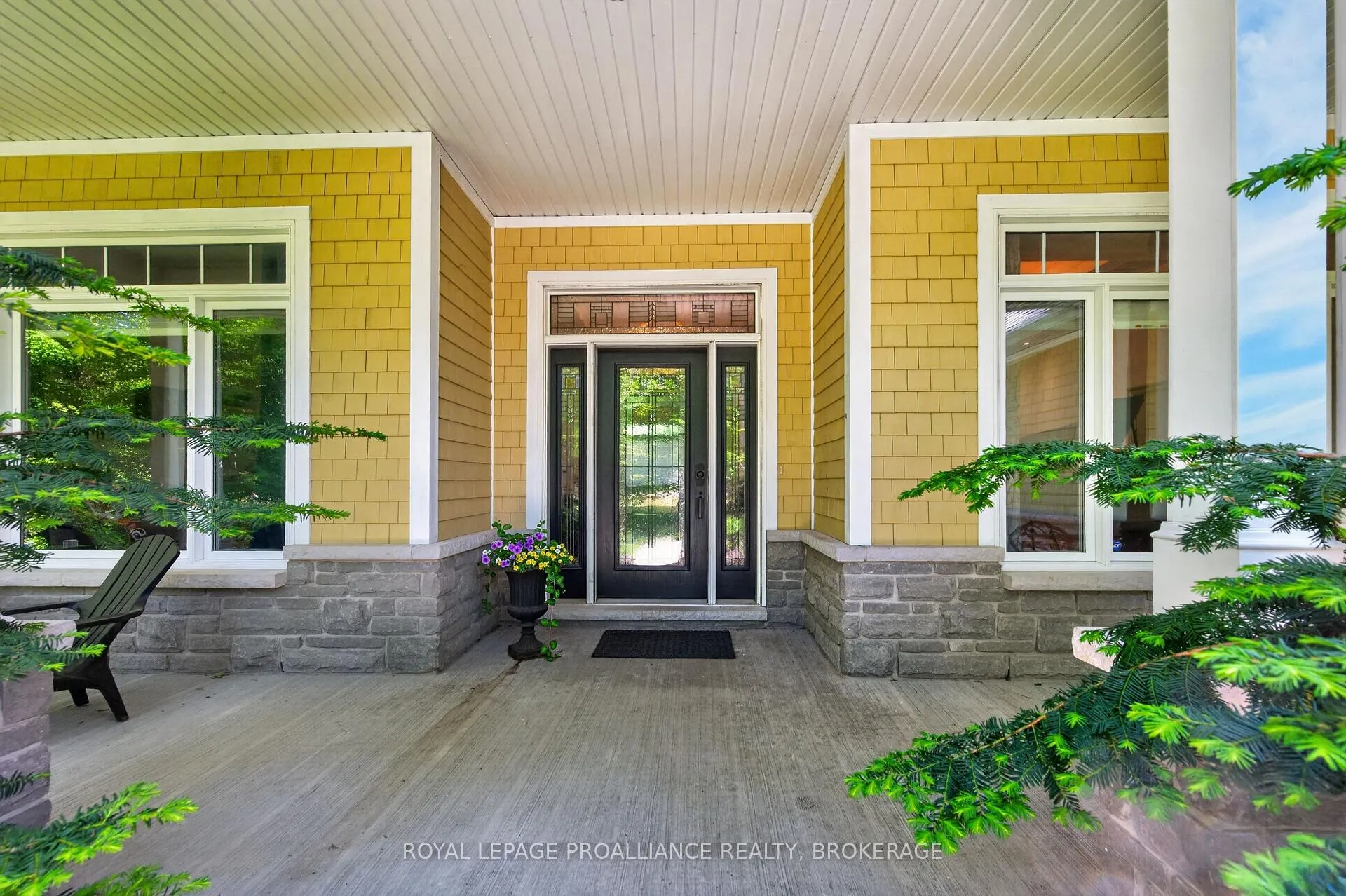 Photo 3 of 175 Deer Creek Drive, Frontenac, Frontenac South — HOMEH