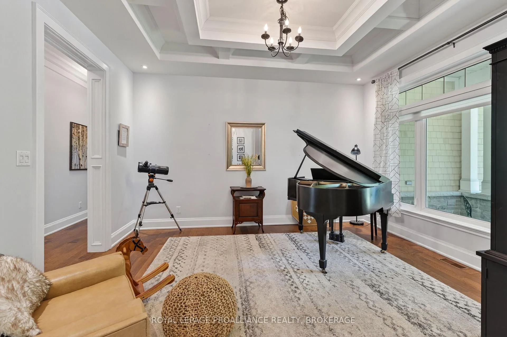 Photo 6 of 175 Deer Creek Drive, Frontenac, Frontenac South — HOMEH