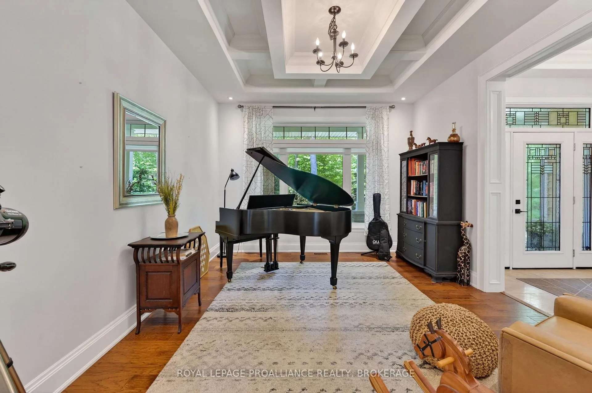 Photo 7 of 175 Deer Creek Drive, Frontenac, Frontenac South — HOMEH