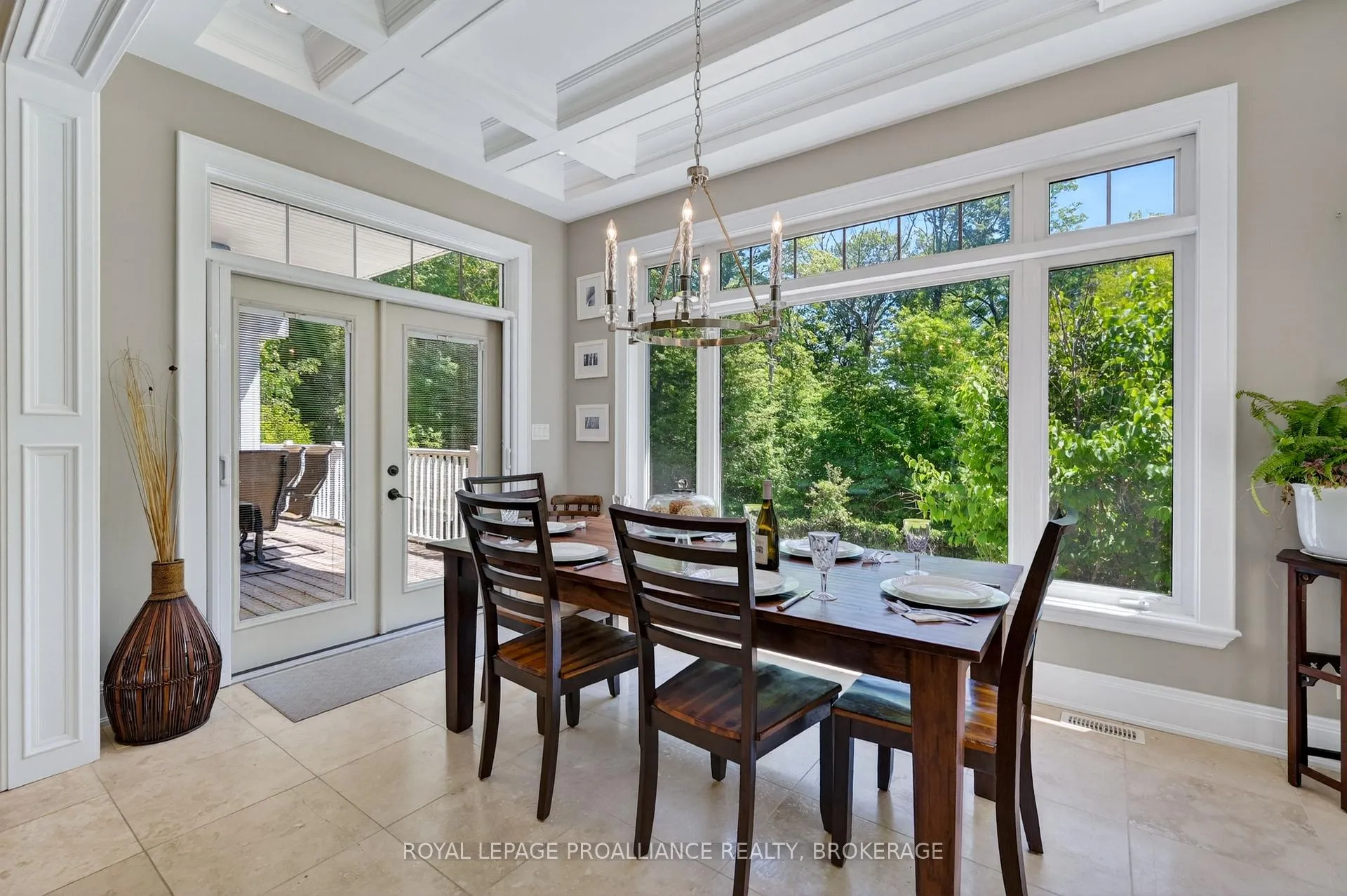 Photo 10 of 175 Deer Creek Drive, Frontenac, Frontenac South — HOMEH