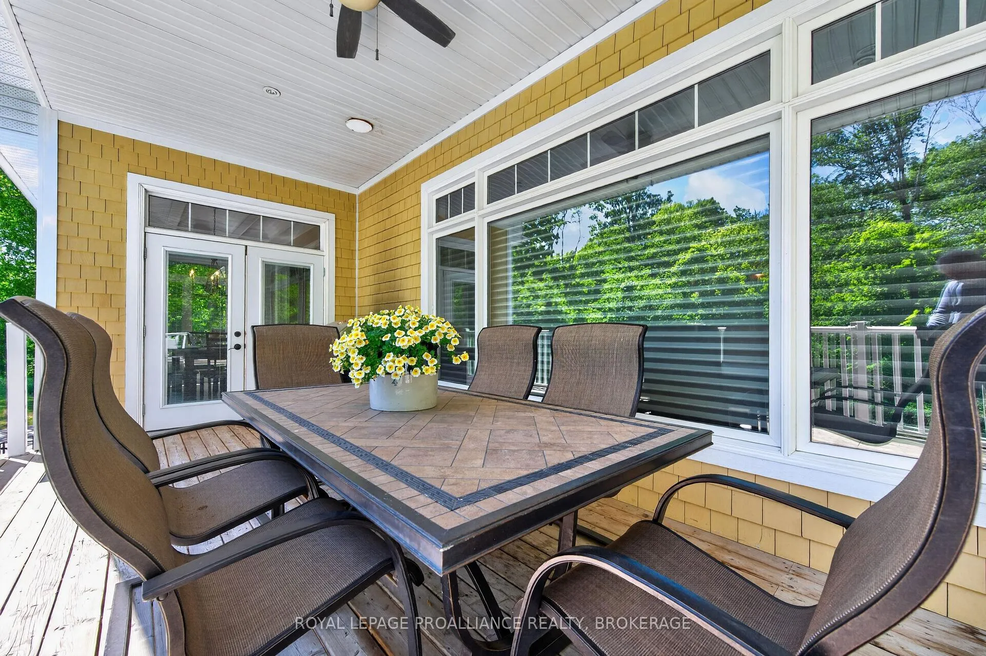 Photo 12 of 175 Deer Creek Drive, Frontenac, Frontenac South — HOMEH