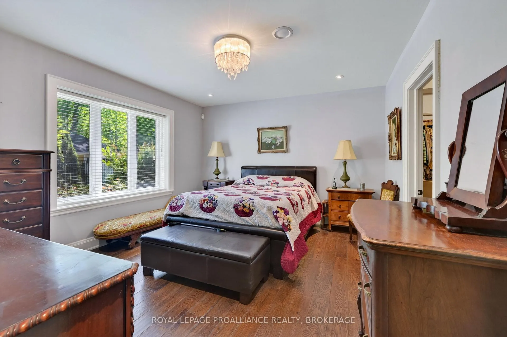 Photo 33 of 175 Deer Creek Drive, Frontenac, Frontenac South — HOMEH