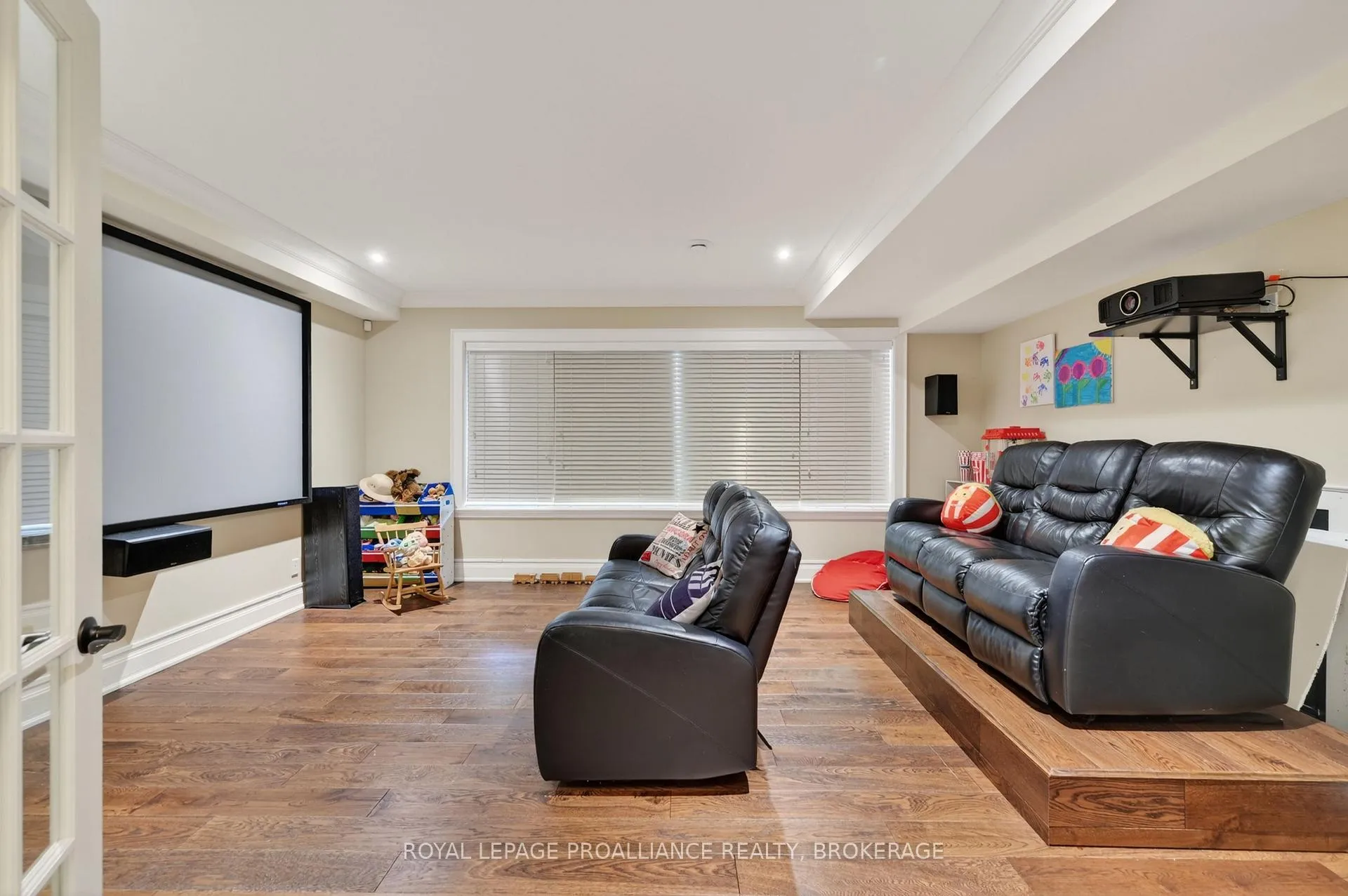 Photo 36 of 175 Deer Creek Drive, Frontenac, Frontenac South — HOMEH