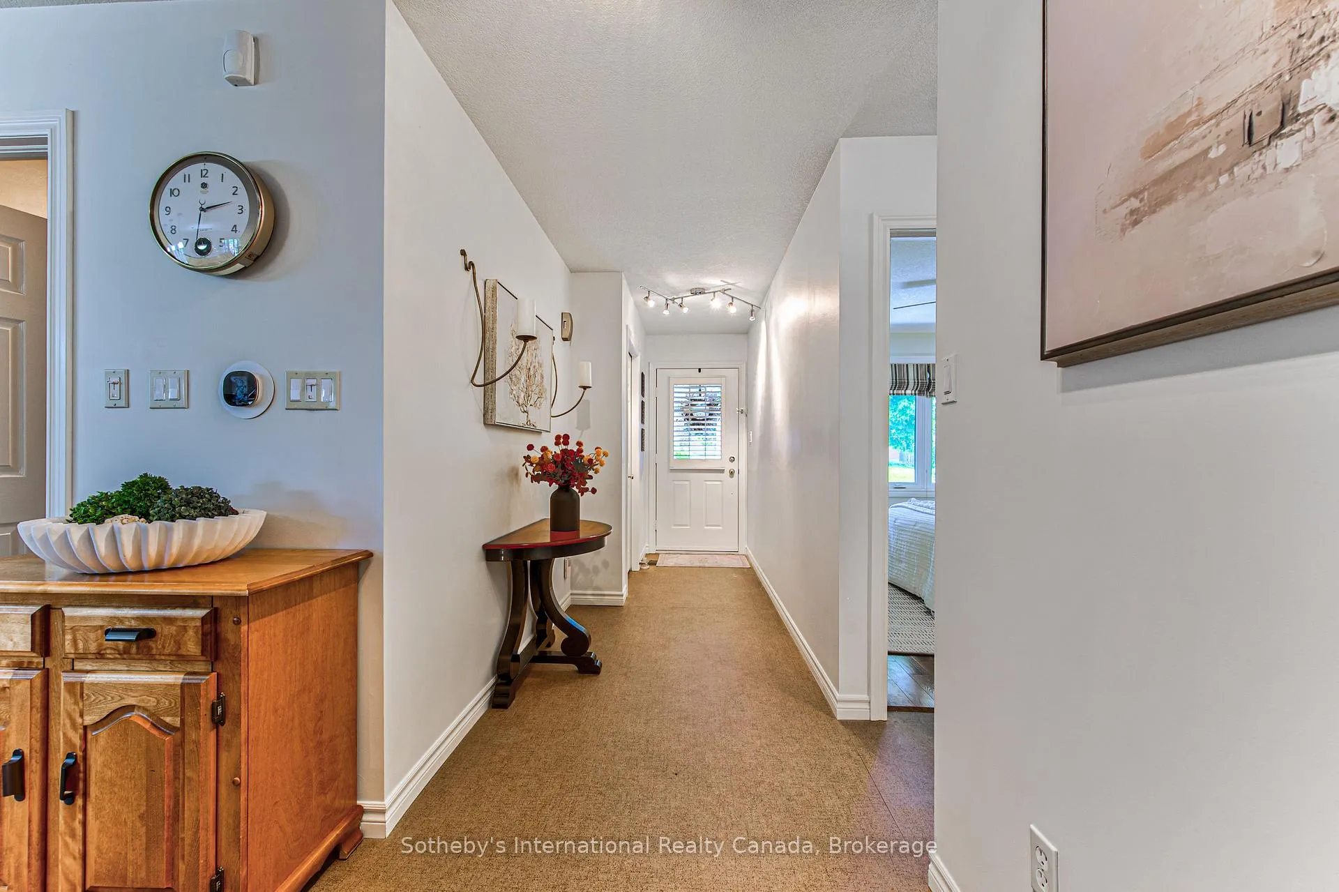 Photo 6 of 179 Westchester Drive W, Kitchener — HOMEH