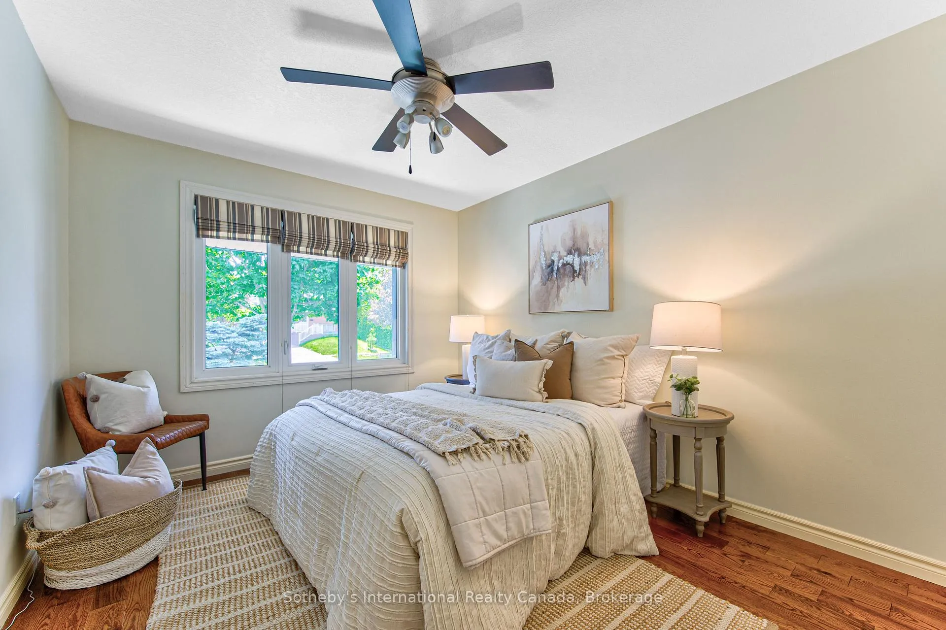 Photo 7 of 179 Westchester Drive W, Kitchener — HOMEH