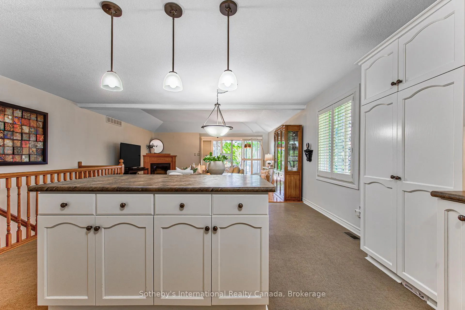 Photo 14 of 179 Westchester Drive W, Kitchener — HOMEH