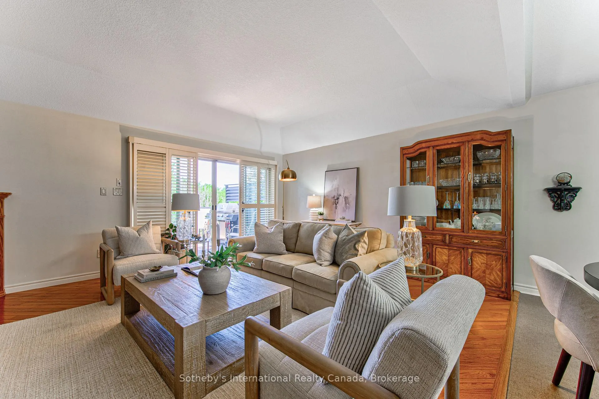 Photo 21 of 179 Westchester Drive W, Kitchener — HOMEH