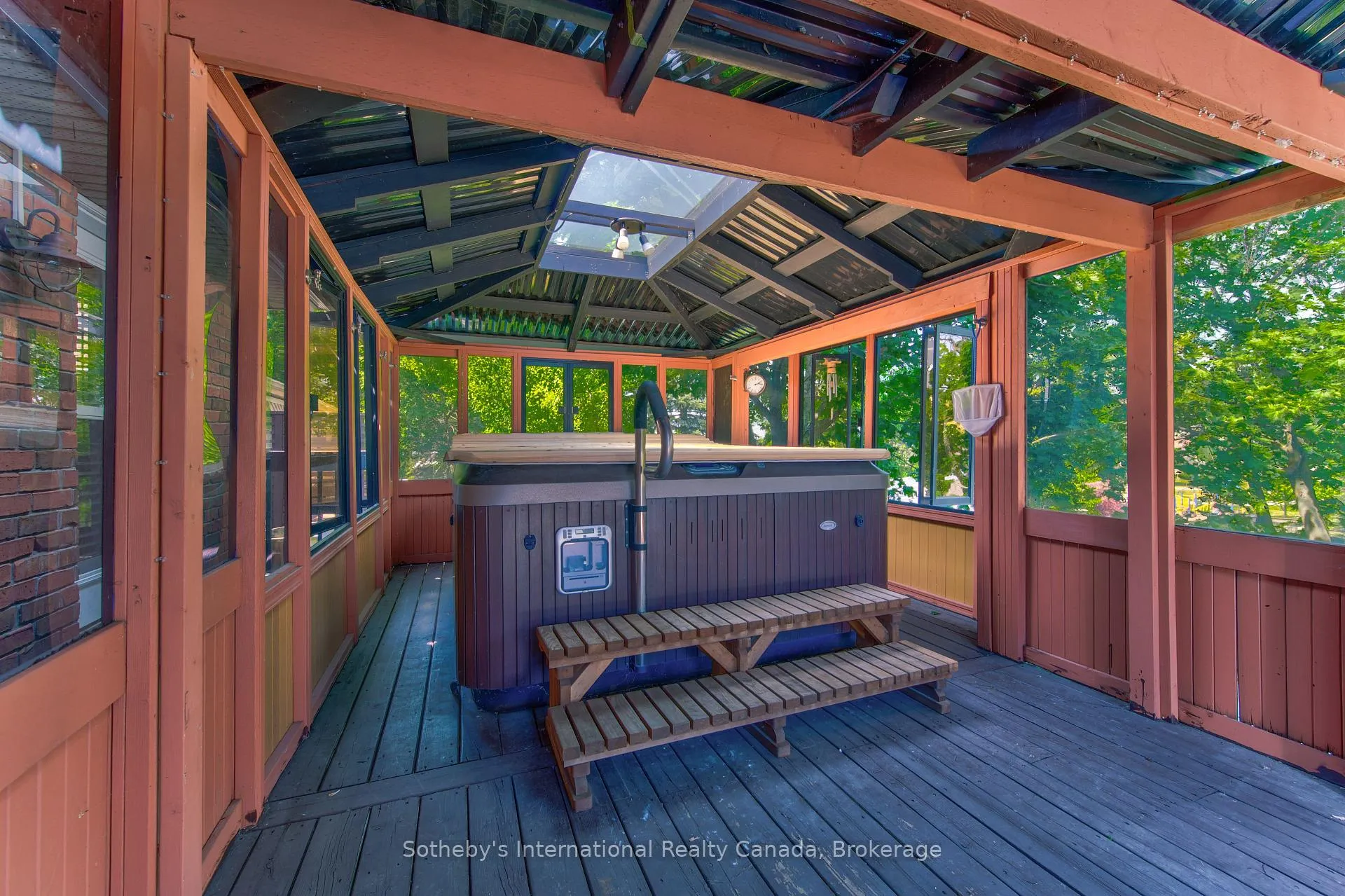 Photo 35 of 179 Westchester Drive W, Kitchener — HOMEH