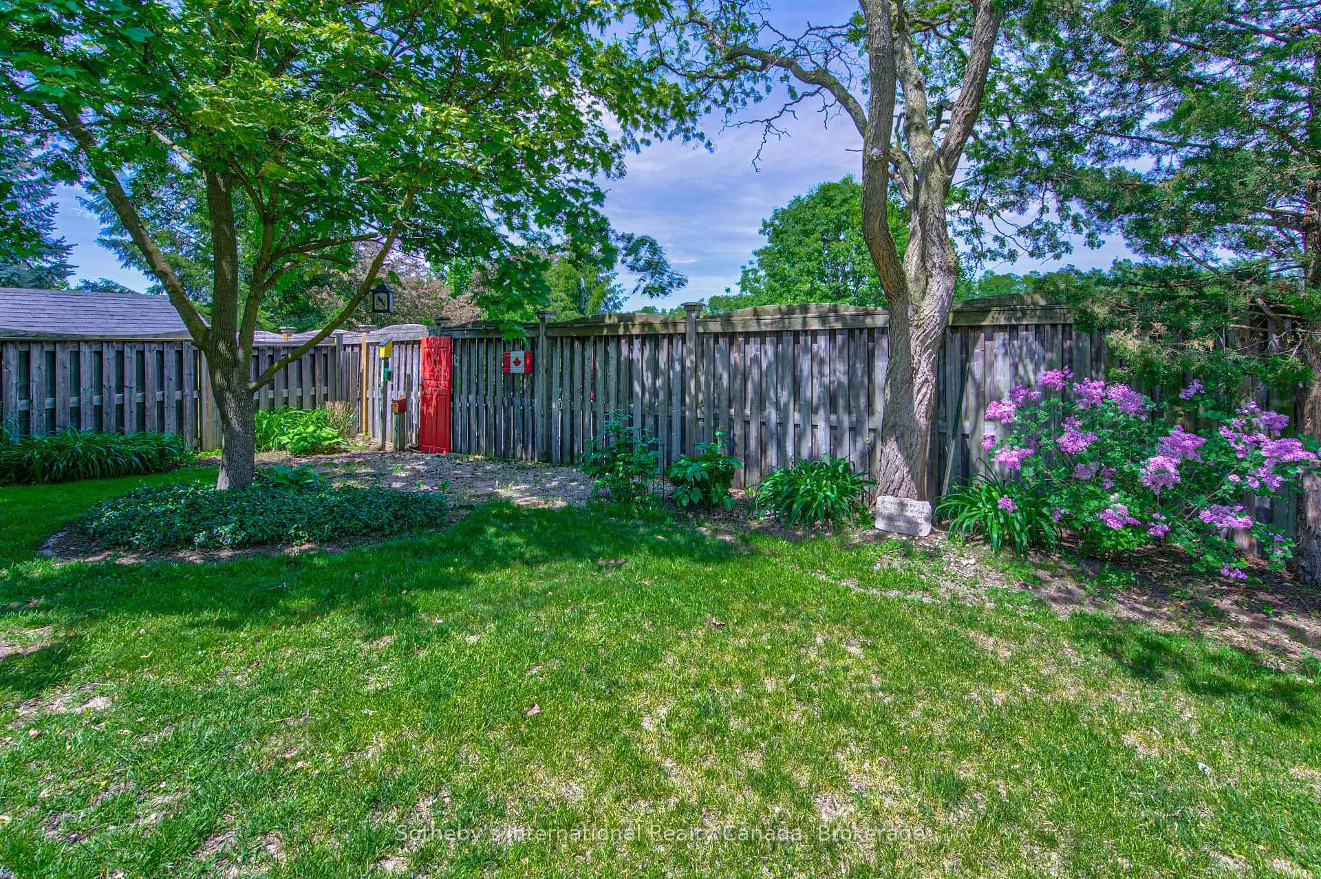 Photo 38 of 179 Westchester Drive W, Kitchener — HOMEH