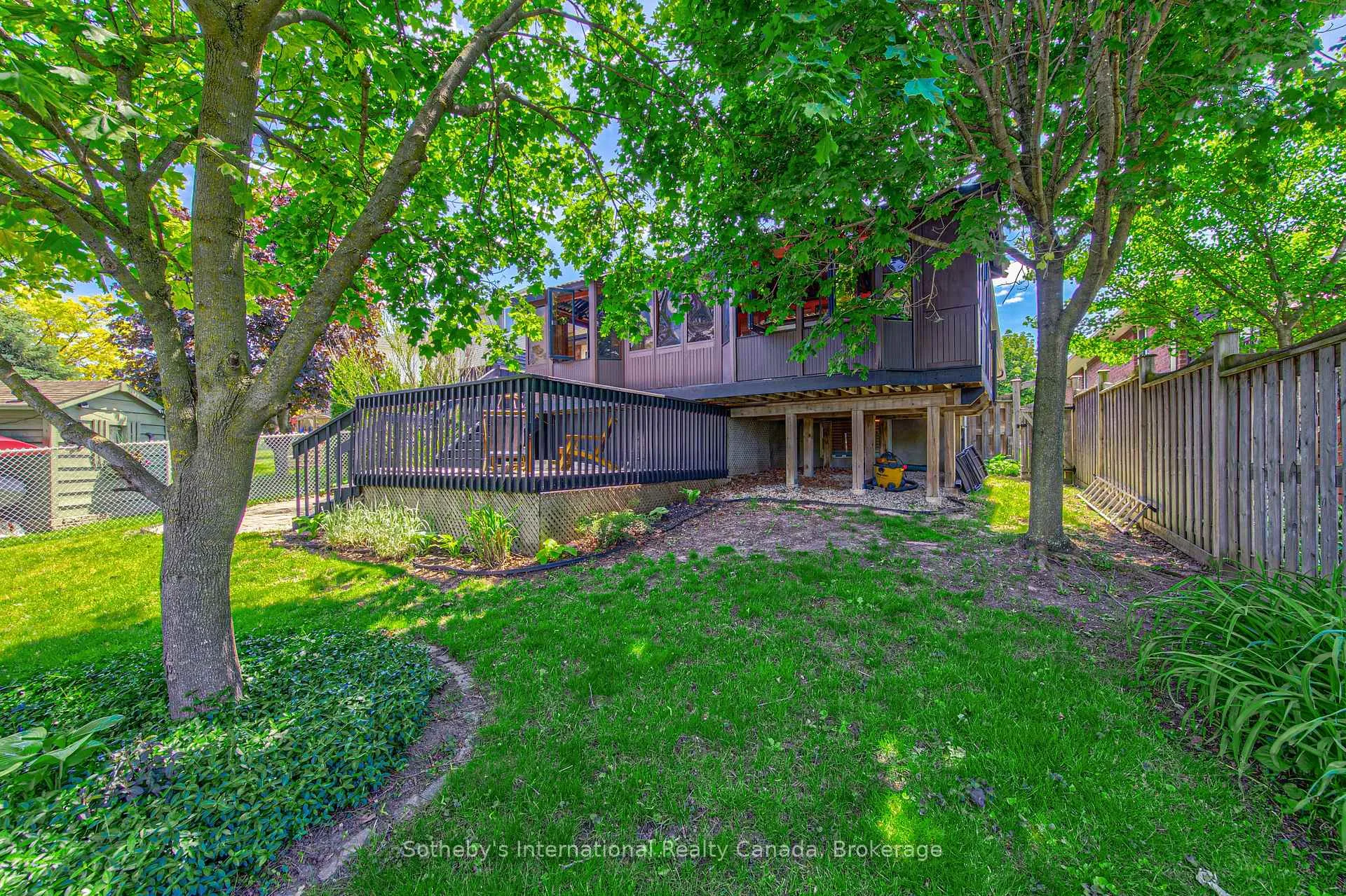 Photo 40 of 179 Westchester Drive W, Kitchener — HOMEH