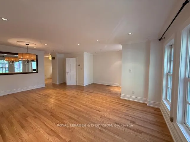 Photo 3 of 213 Cranbrooke Avenue, Toronto, Lawrence Park North — HOMEH