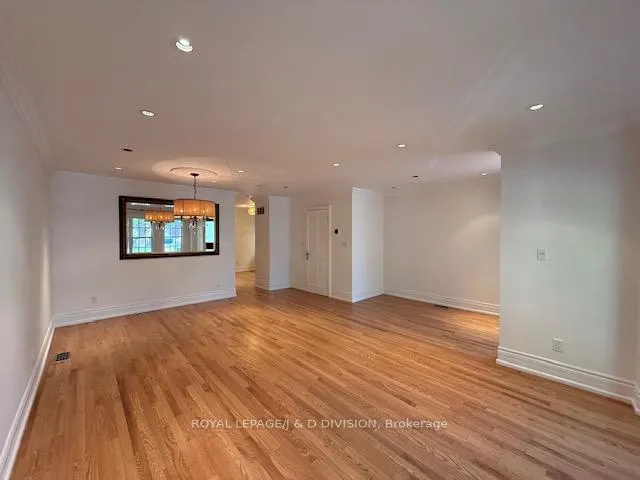 Photo 4 of 213 Cranbrooke Avenue, Toronto, Lawrence Park North — HOMEH