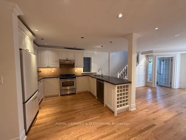 Photo 5 of 213 Cranbrooke Avenue, Toronto, Lawrence Park North — HOMEH