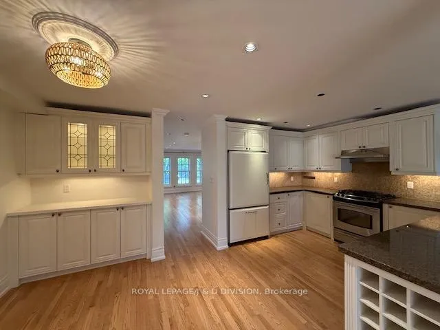 Photo 9 of 213 Cranbrooke Avenue, Toronto, Lawrence Park North — HOMEH