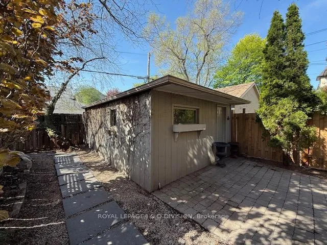 Photo 11 of 213 Cranbrooke Avenue, Toronto, Lawrence Park North — HOMEH