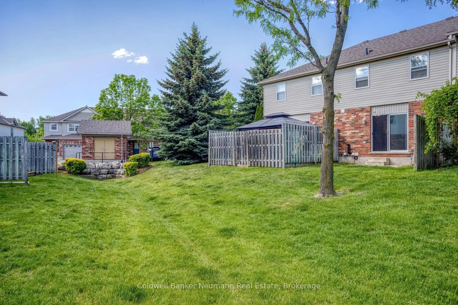 Photo 34 of Unit 101, 30 Imperial Road S, Guelph, Willow West/Sugarbush/West Acres — HOMEH