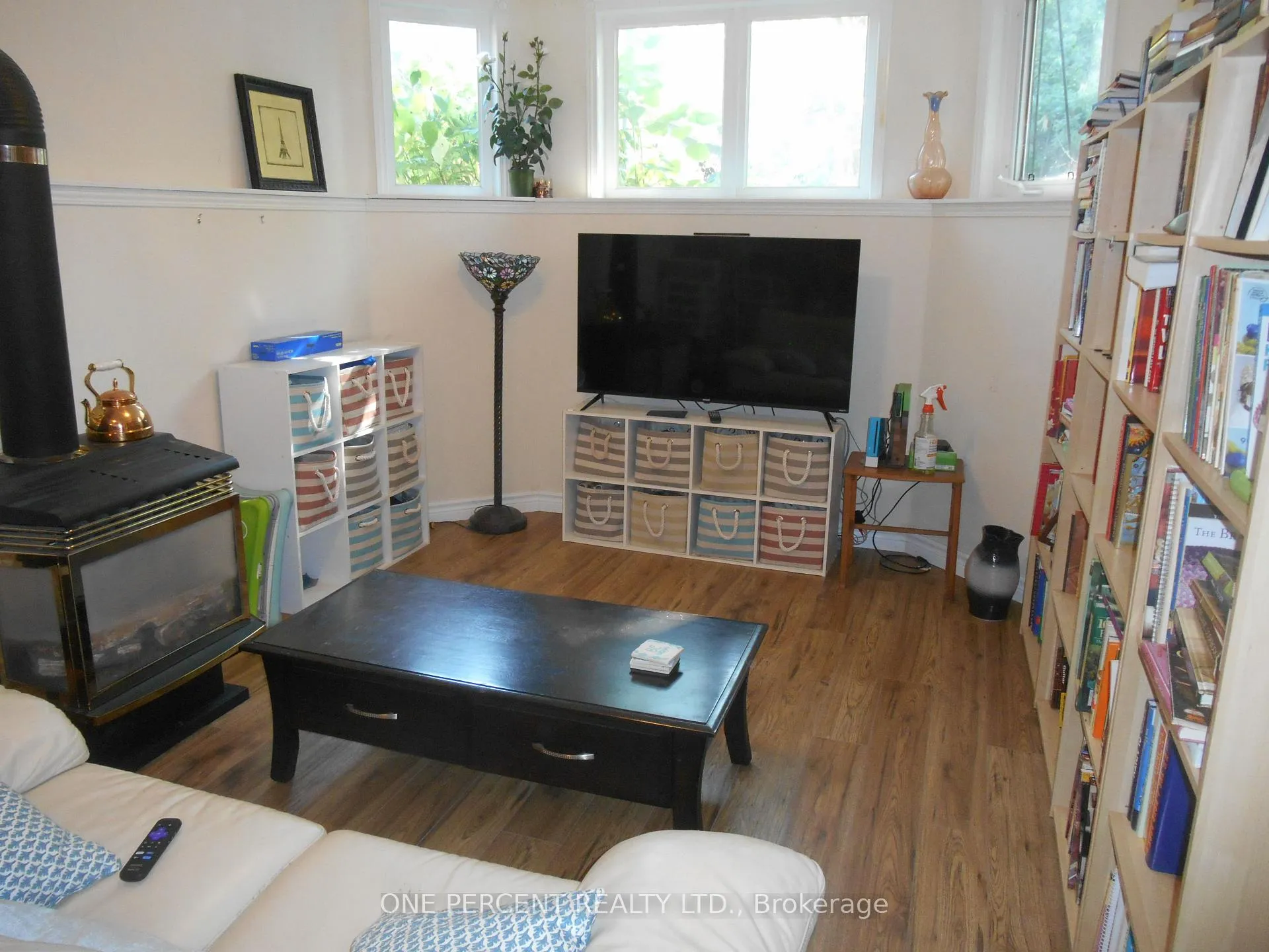 Photo 12 of 22 Brillinger Drive, Wasaga Beach — HOMEH