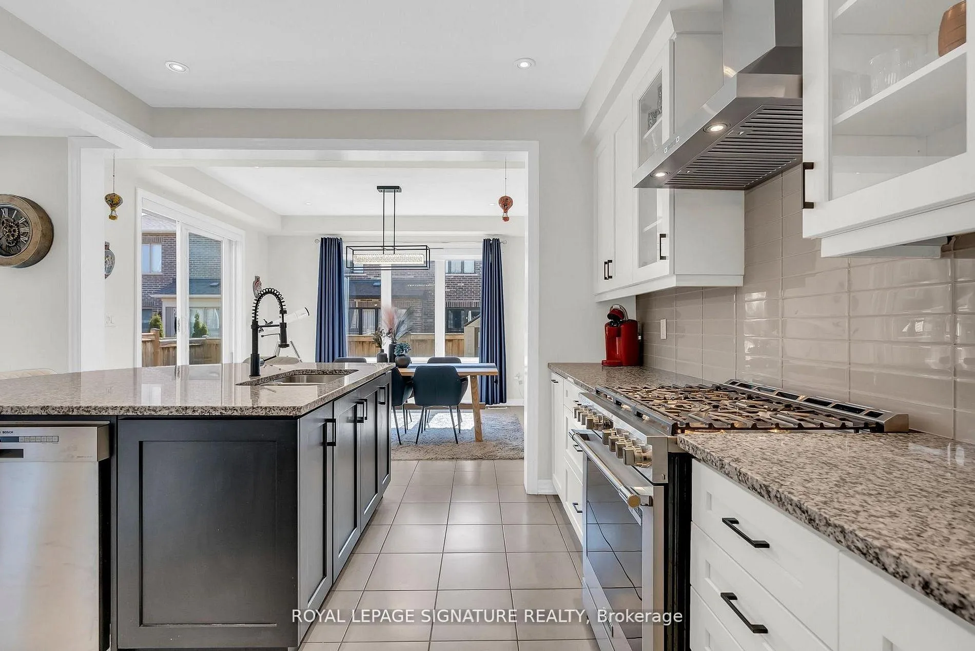 Photo 13 of 164 Wheat Boom Drive, Oakville, Glenorchy — HOMEH