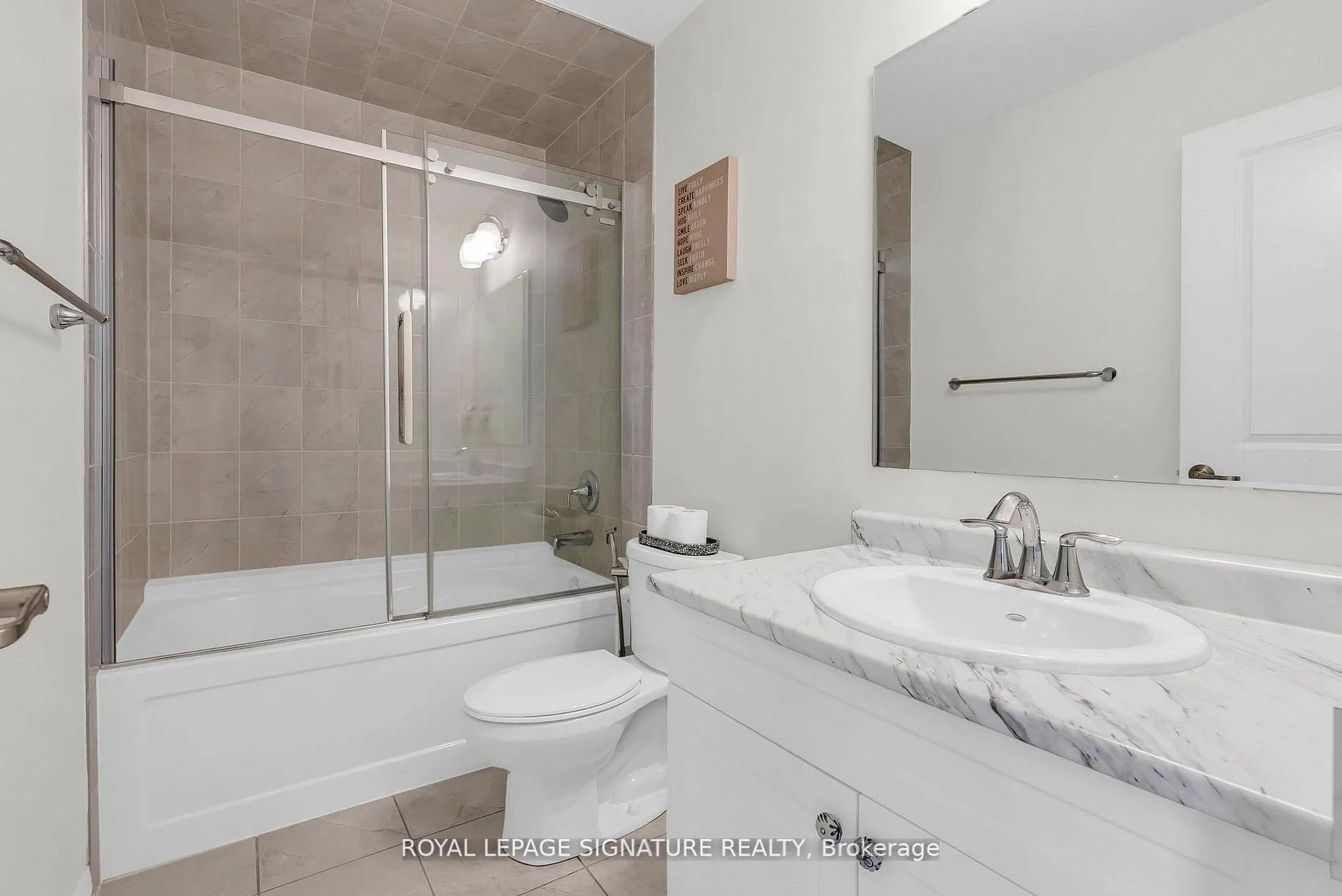 Photo 20 of 164 Wheat Boom Drive, Oakville, Glenorchy — HOMEH