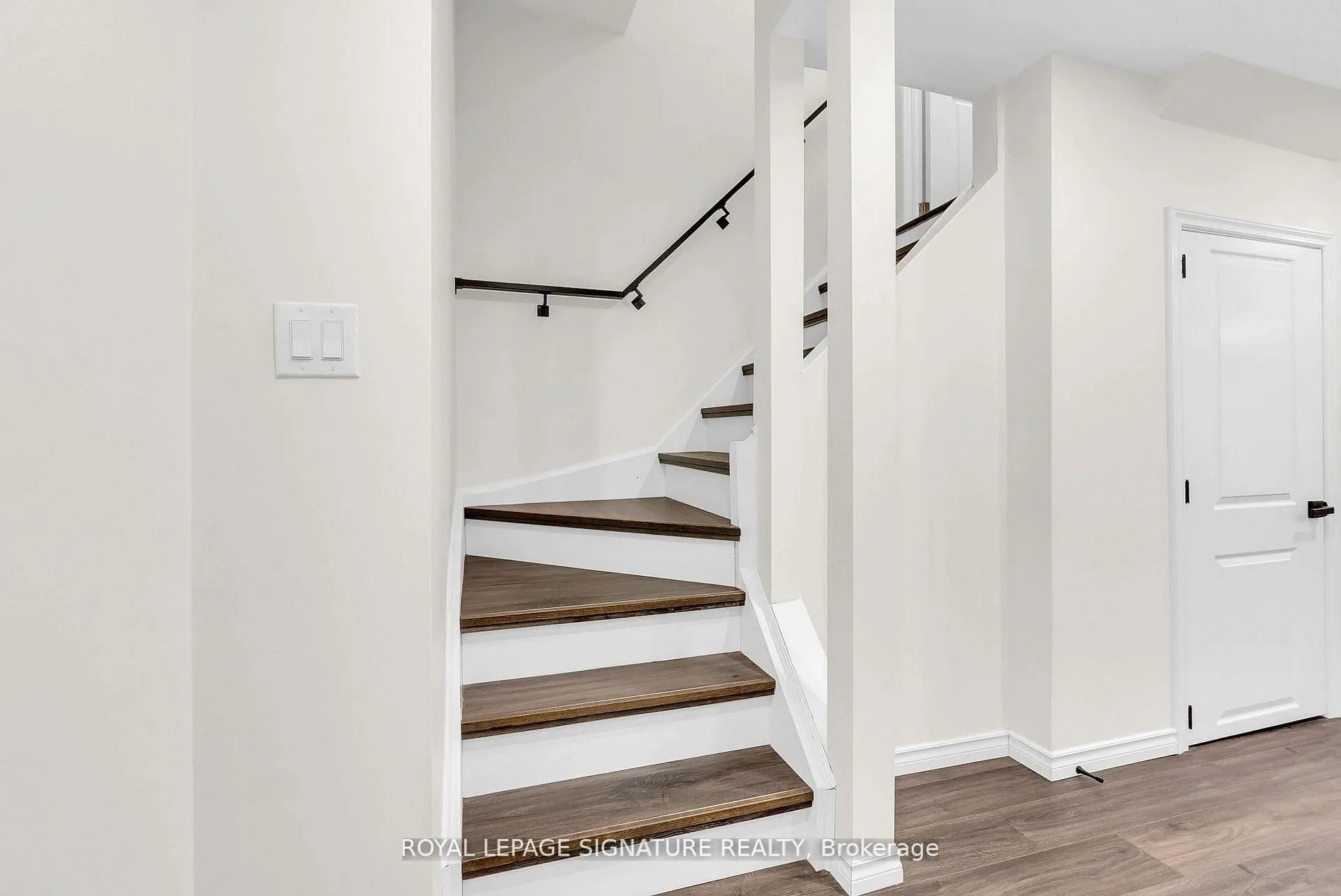 Photo 25 of 164 Wheat Boom Drive, Oakville, Glenorchy — HOMEH