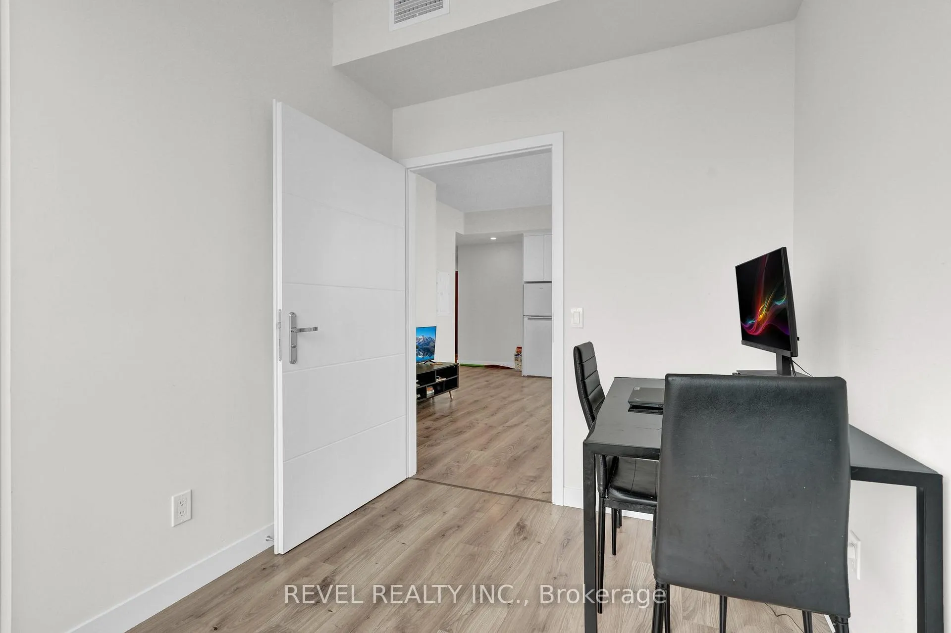 Photo 11 of Unit 1607, 60 Frederick Street, Kitchener, City Commercial Core — HOMEH
