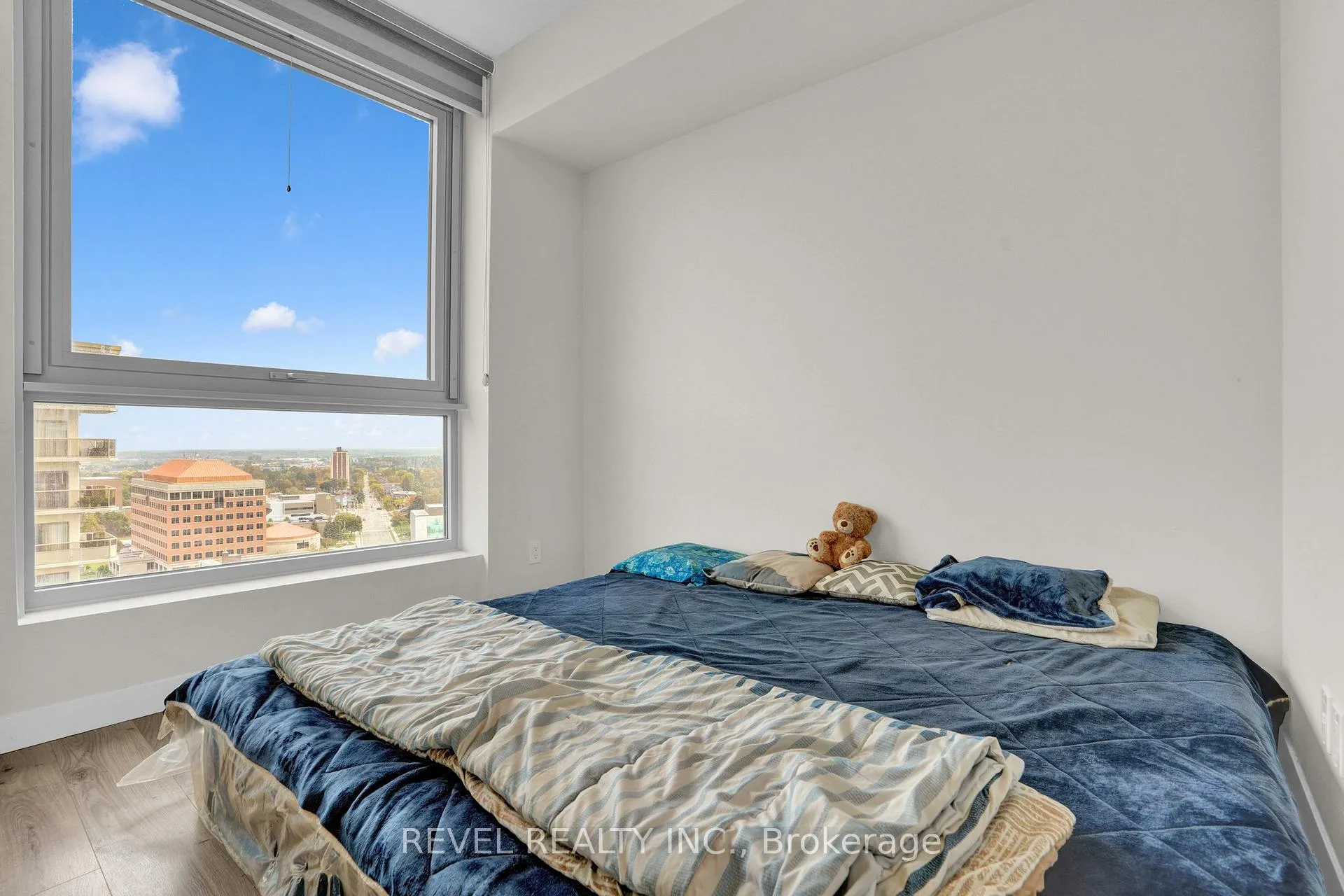 Photo 14 of Unit 1607, 60 Frederick Street, Kitchener, City Commercial Core — HOMEH