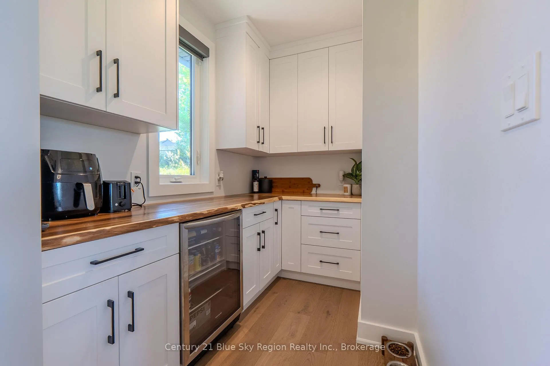 Photo 15 of 13 Kenreta Drive, North Bay, Airport — HOMEH