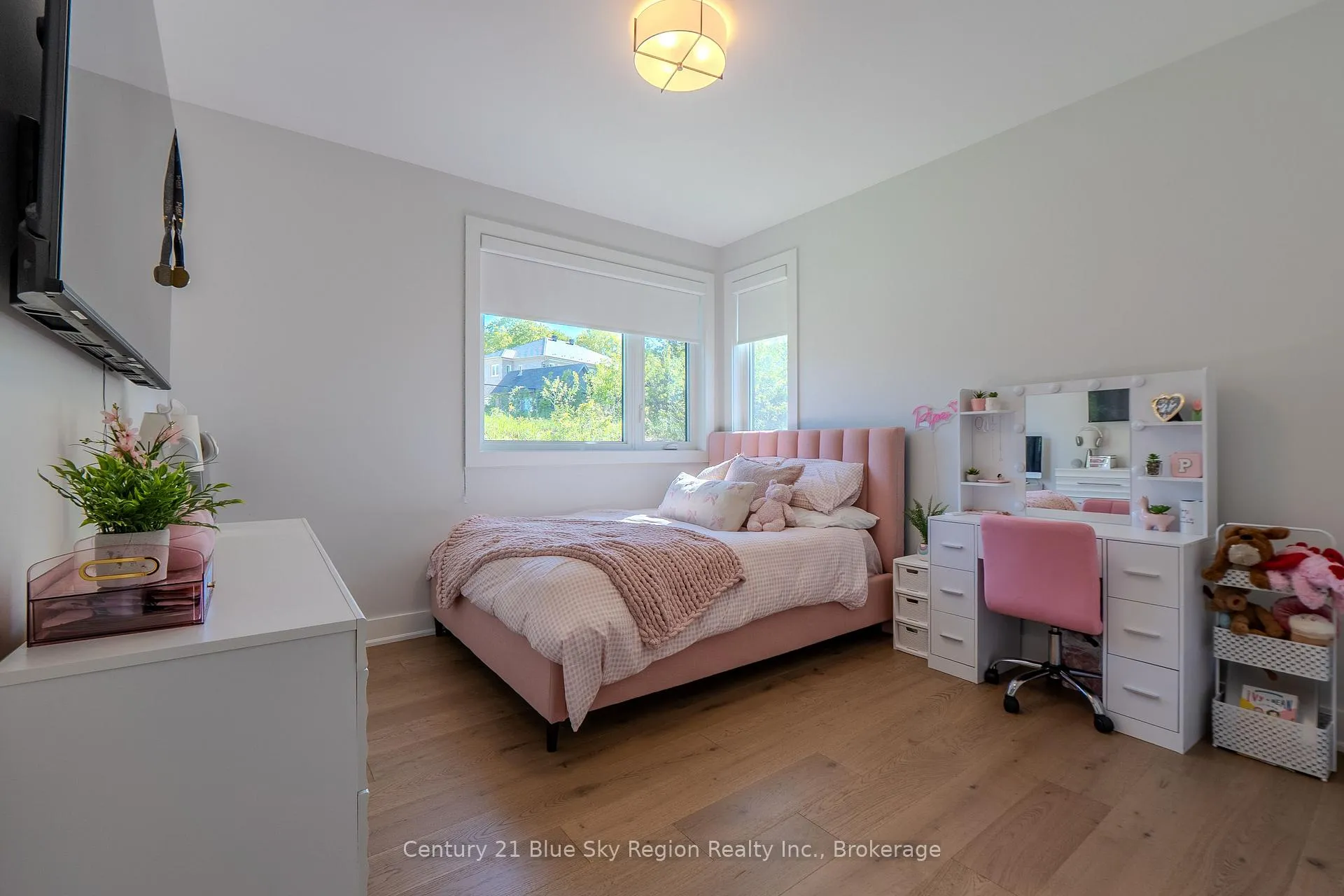 Photo 21 of 13 Kenreta Drive, North Bay, Airport — HOMEH