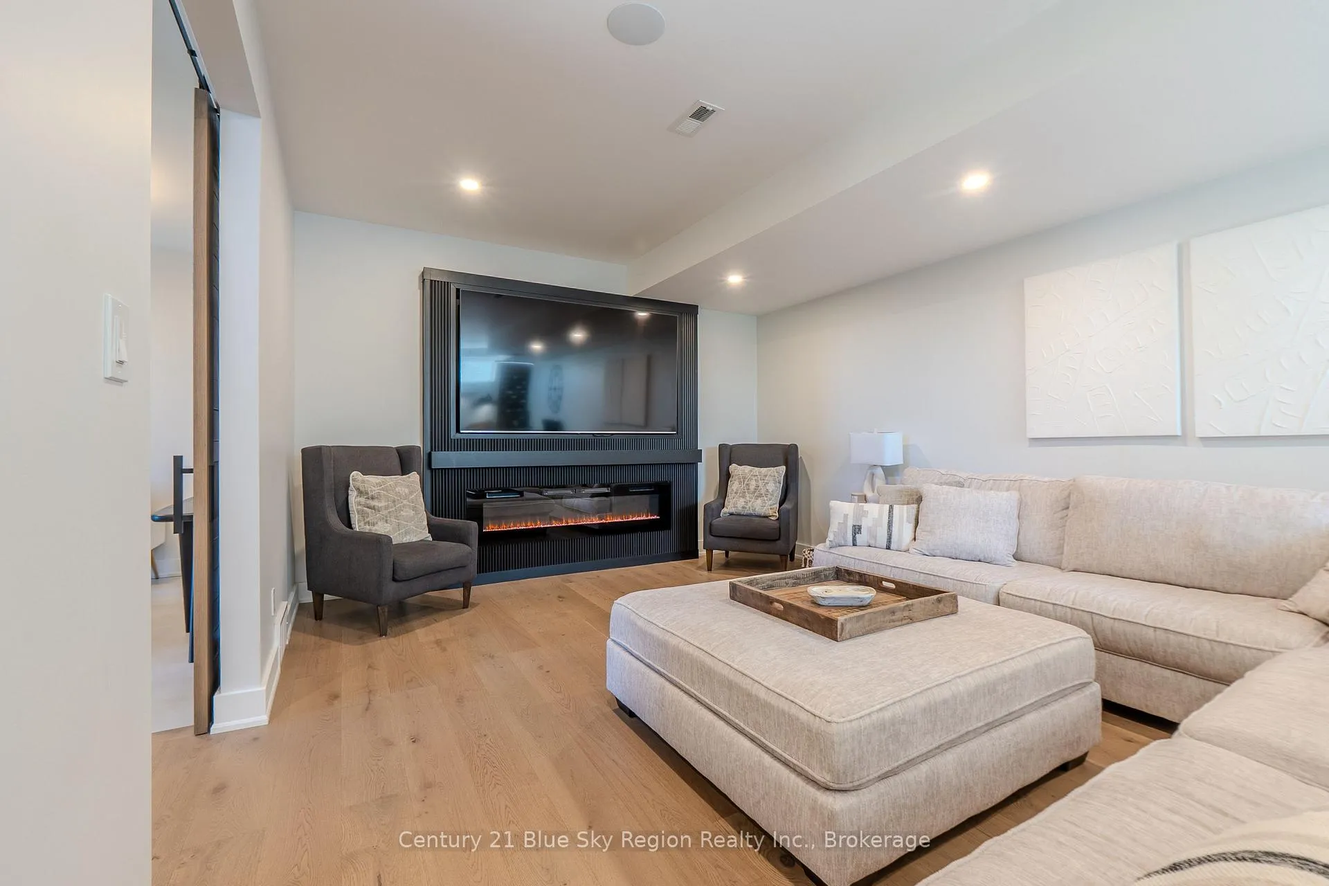 Photo 27 of 13 Kenreta Drive, North Bay, Airport — HOMEH