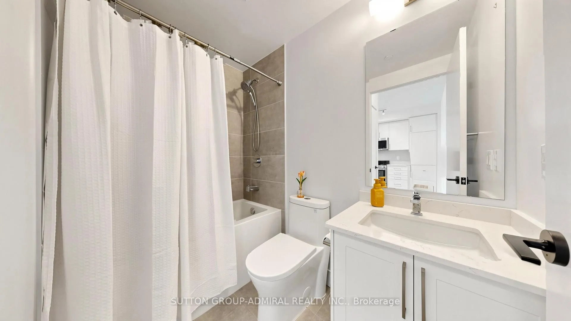 Photo 7 of Unit 442, 2450 Old Bronte Road, Oakville, Westmount — HOMEH