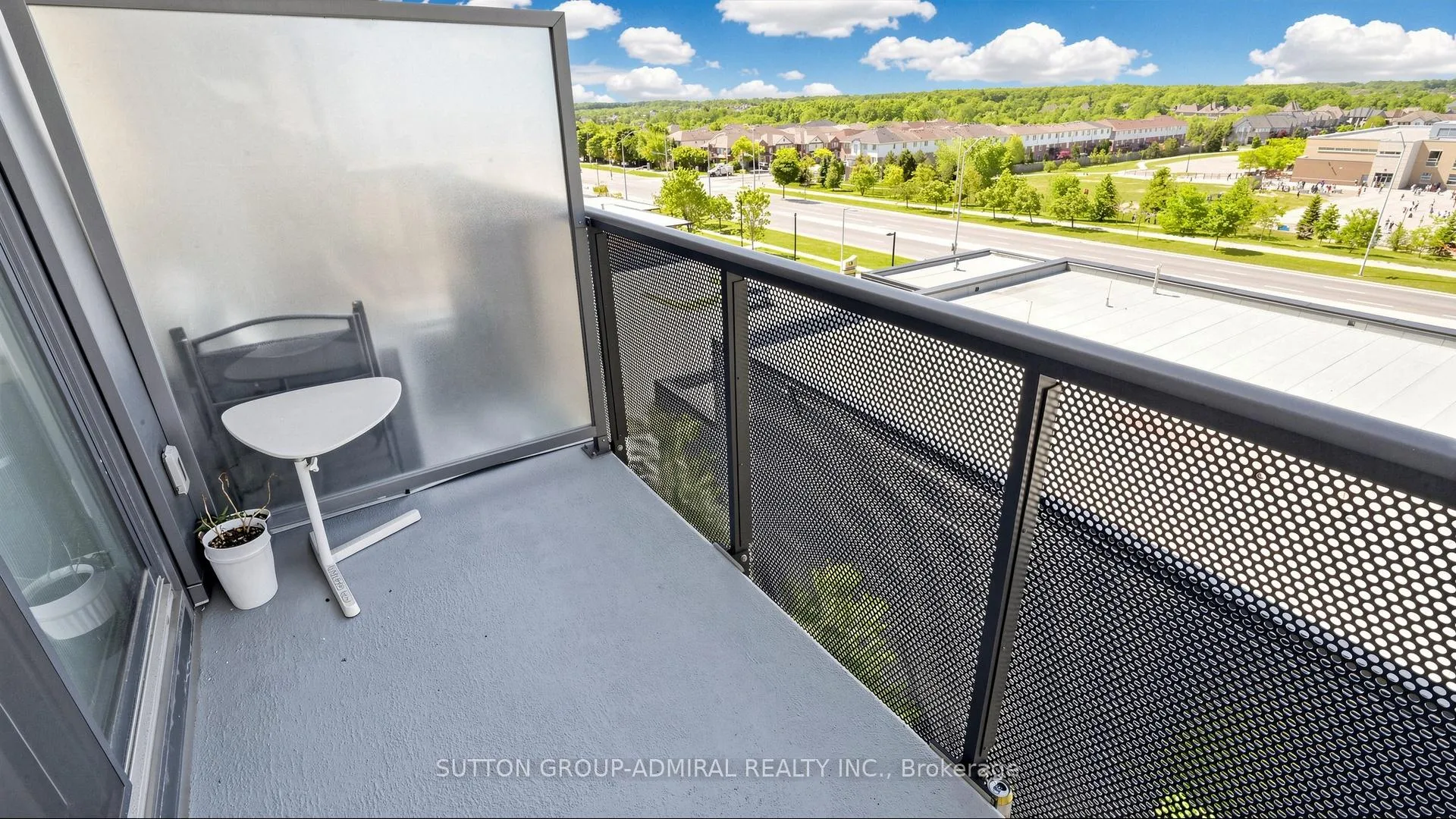 Photo 11 of Unit 442, 2450 Old Bronte Road, Oakville, Westmount — HOMEH