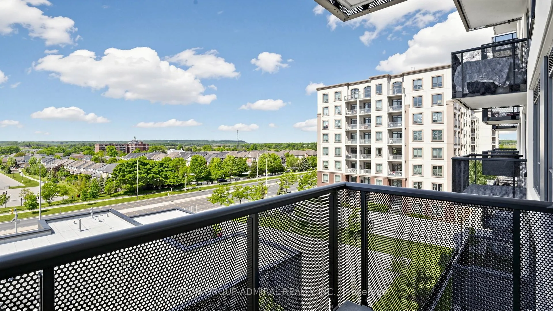 Photo 12 of Unit 442, 2450 Old Bronte Road, Oakville, Westmount — HOMEH