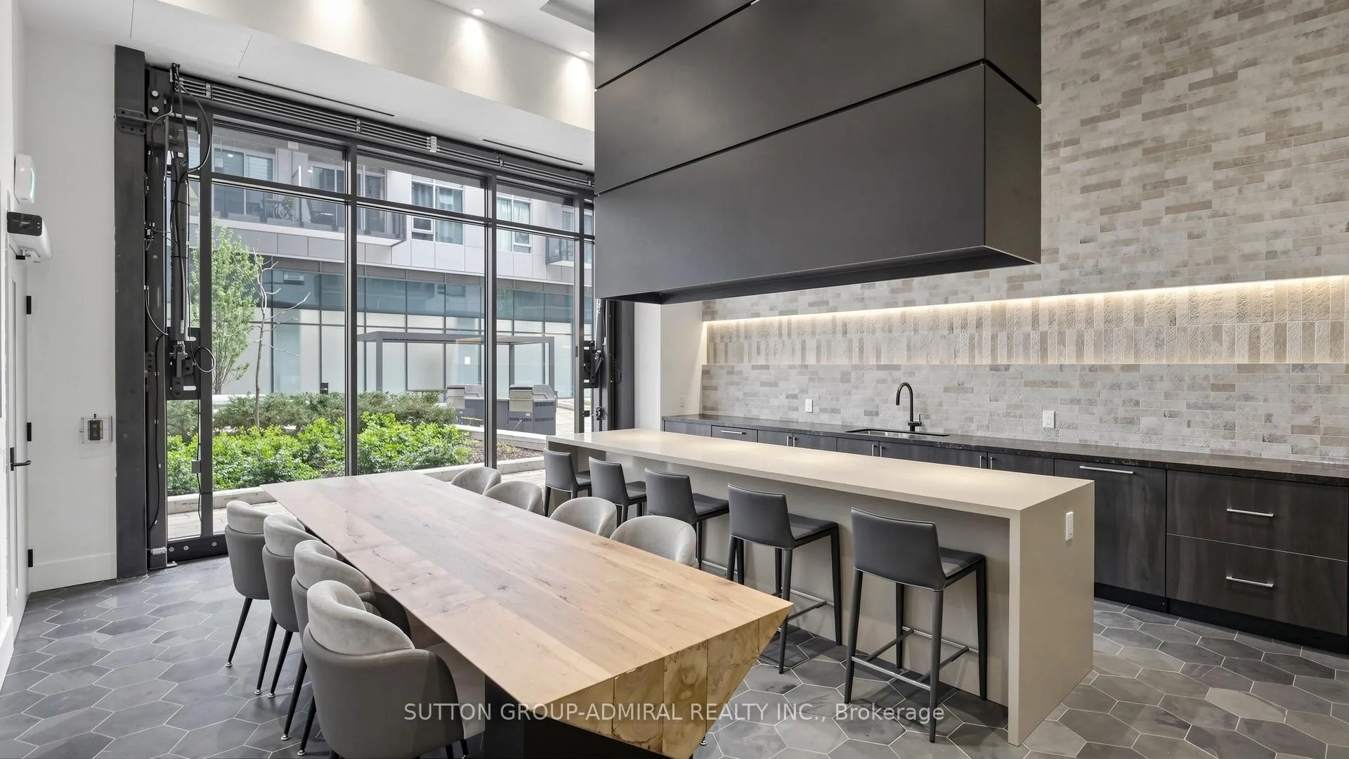 Photo 27 of Unit 442, 2450 Old Bronte Road, Oakville, Westmount — HOMEH
