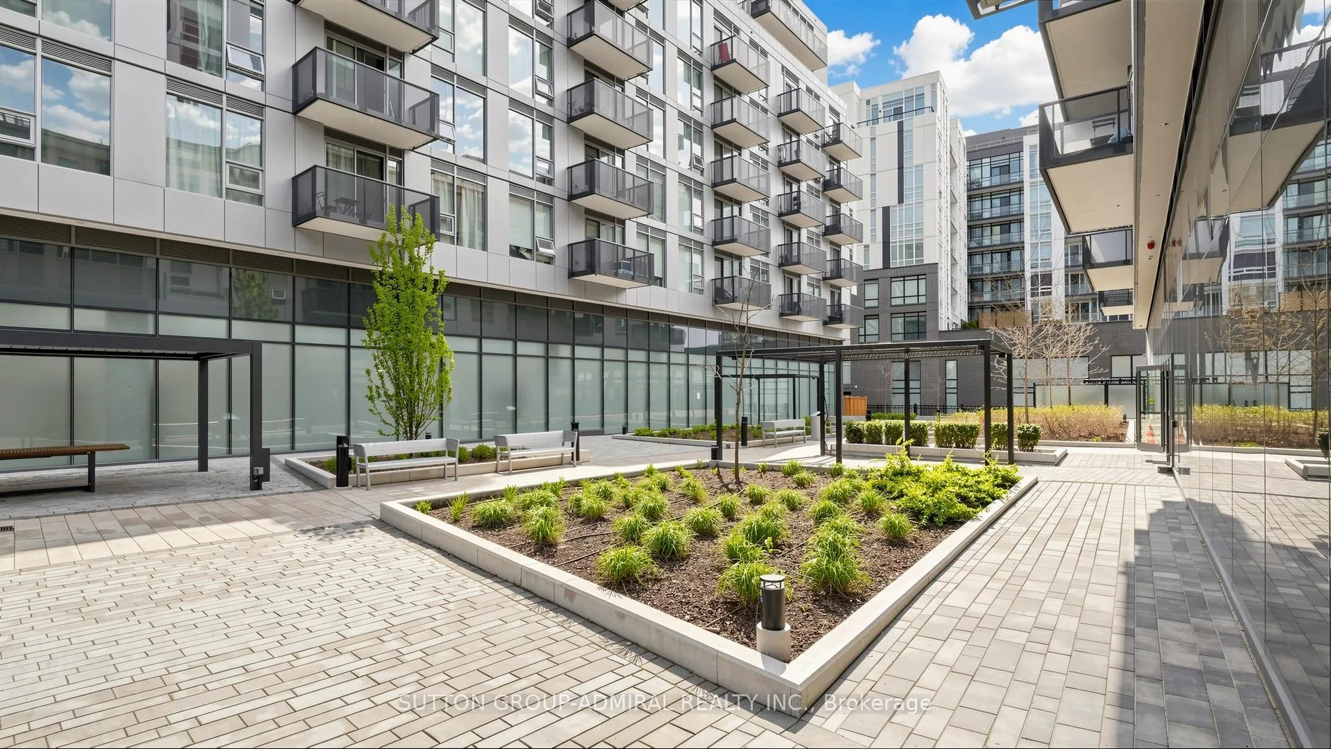 Photo 39 of Unit 442, 2450 Old Bronte Road, Oakville, Westmount — HOMEH