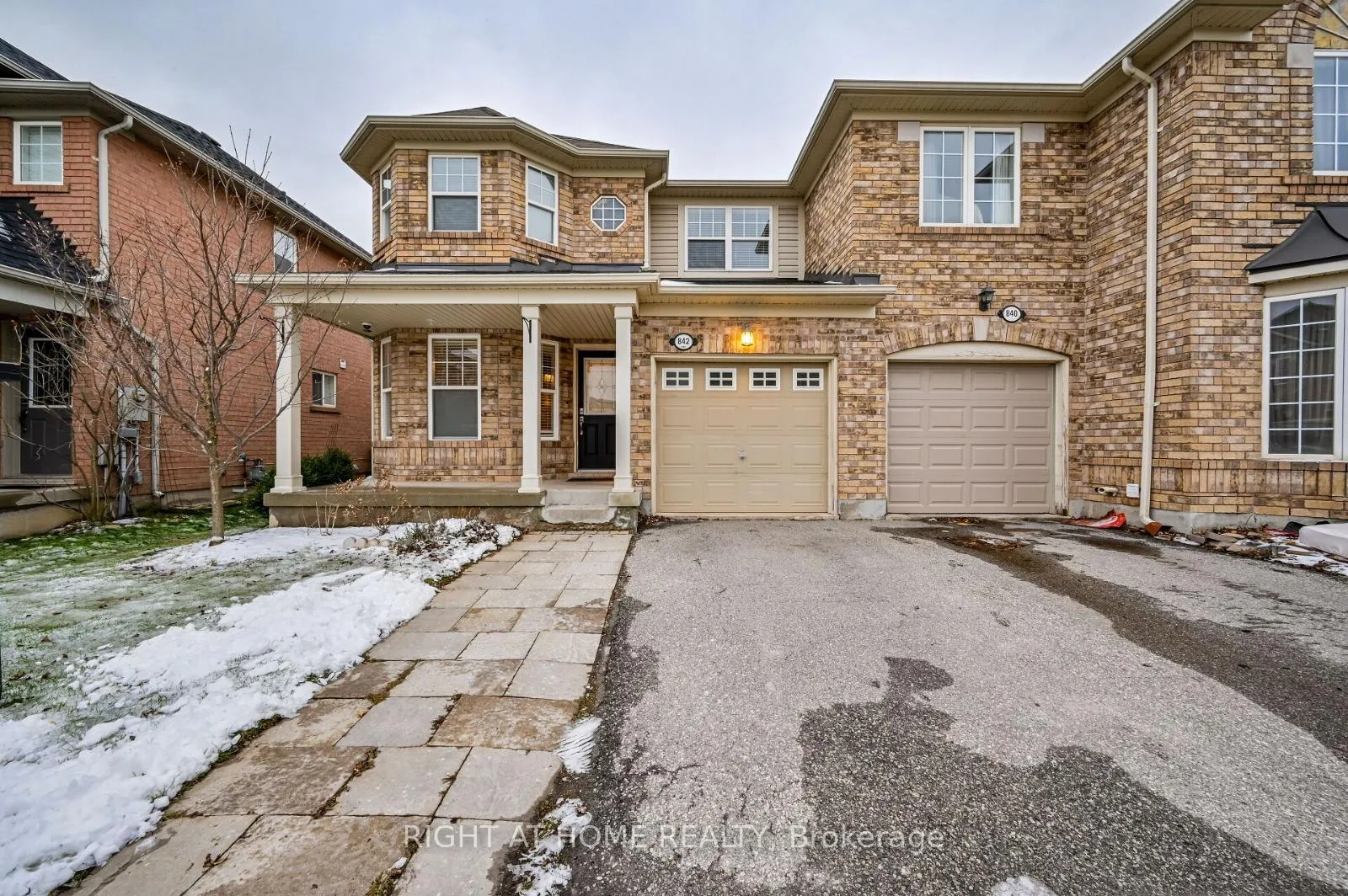 Photo 1 of 842 Luxton Drive, Milton, Beaty — HOMEH