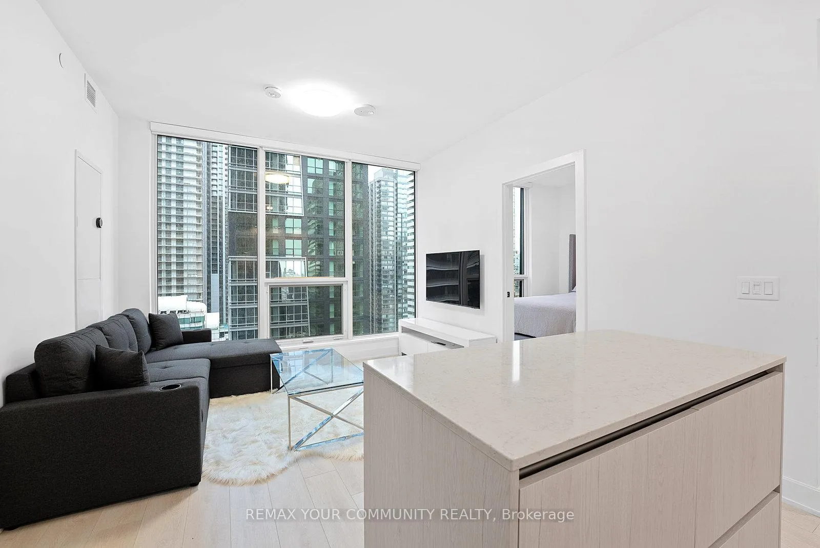 Photo 5 of Unit 2313, 35 Mercer Street, Toronto, Waterfront Communities — HOMEH